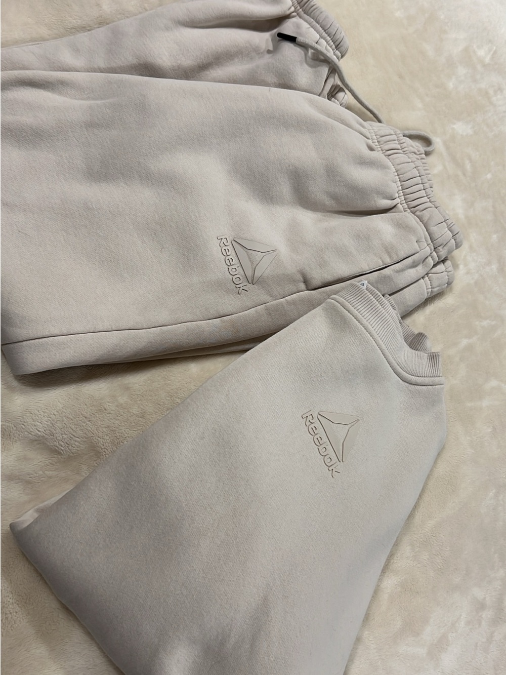 Reebok Cream Embossed Logo Sweatshirt & Joggers Set